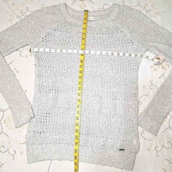 Abercrombie & Fitch Women’s Medium Gray Knit Sweater | Long Sleeve Pullover - Picture 5 of 8